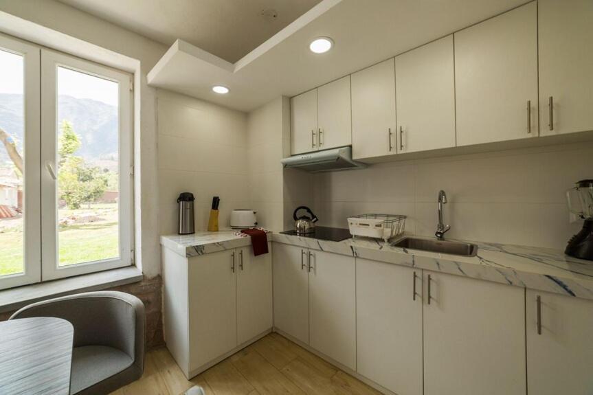 Petite Marie Casona Boutique Bed & Breakfast Yucay Bagian luar foto